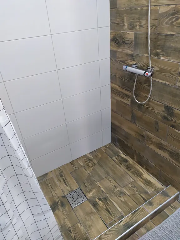 Уютная квартира  в самом центре города, напротив института НПИ