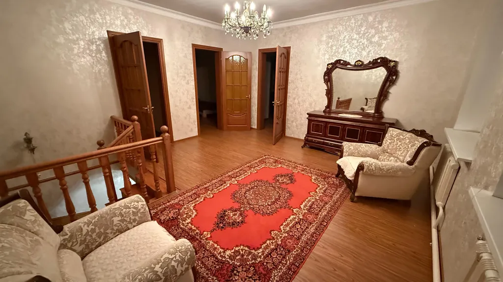 Уютный дом в центре города