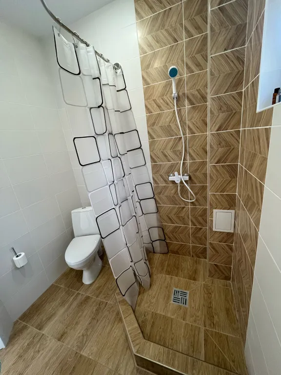 Уютный дом в тихом, спокойном месте в 5-7 минутах ходьбы к морю