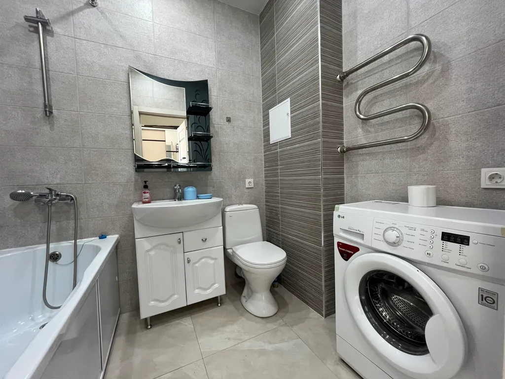 Студия на Карла Маркса 131