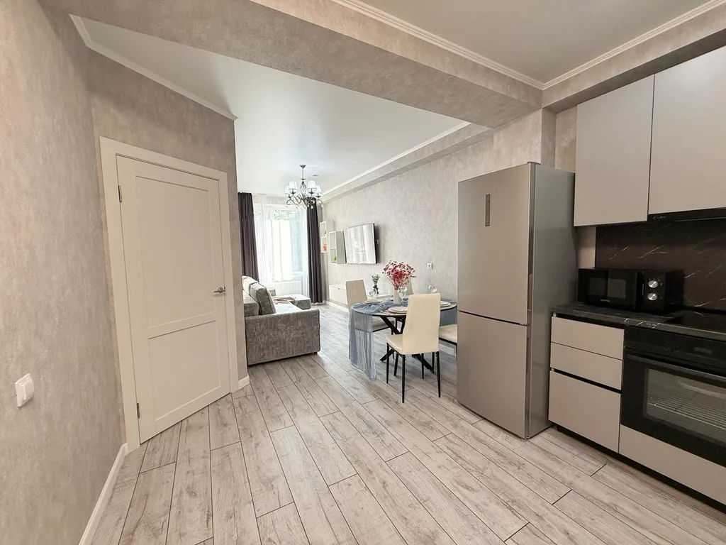 Евро-двухкомнатная квартира с видом на море Монако