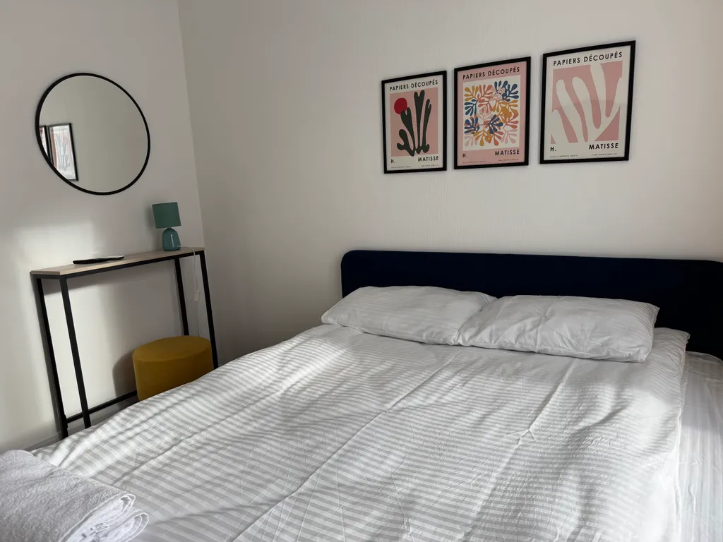 Уютная однокомнатная квартира с невероятным закатом