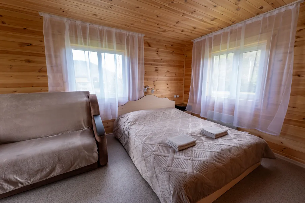 Двухкомнатный коттедж с видом на горы