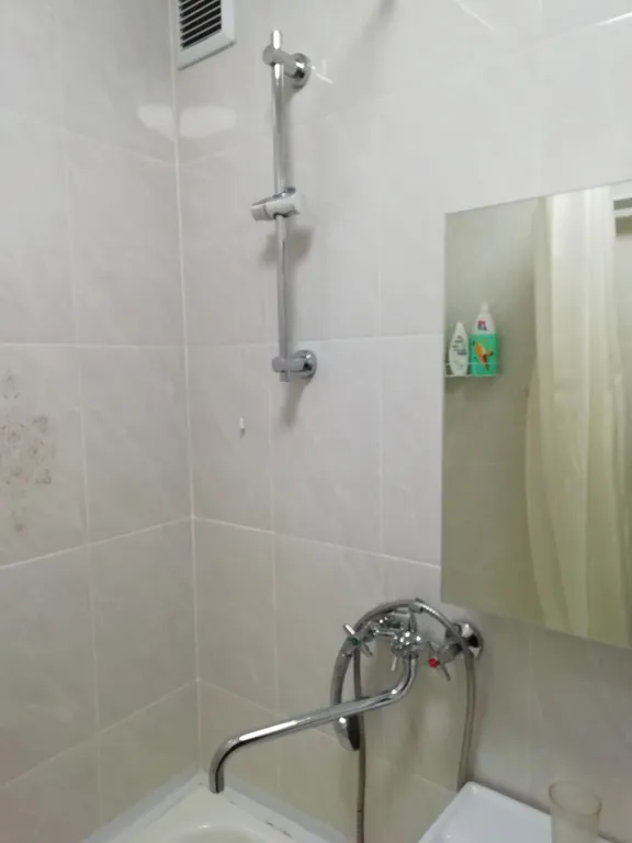 Уютная квартира в центре города с видом на горы