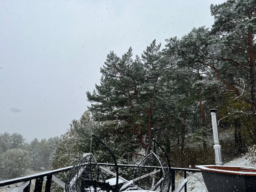 Глэмпгеокупол Домик на Оке