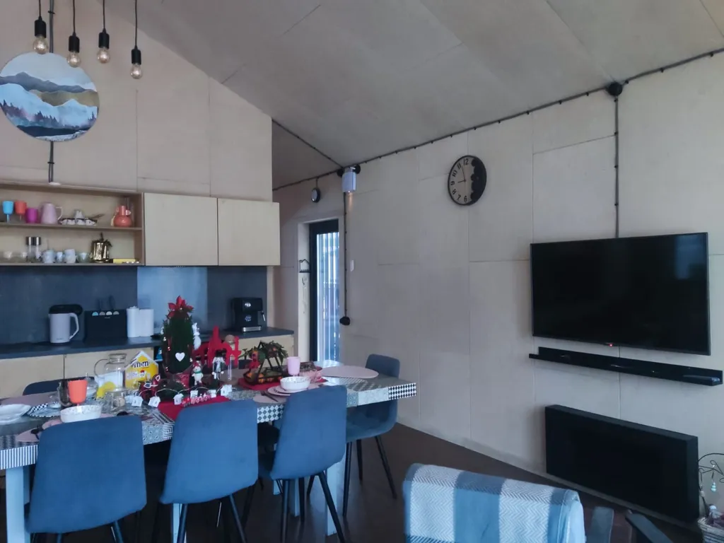 Барнхаус с панорамными окнами Хаус Гринвуд