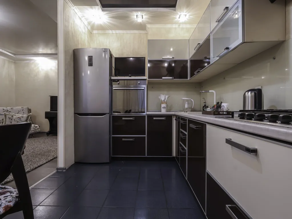 Квартира Просторная квартира возле театра Оперы и Балета — Астрахань