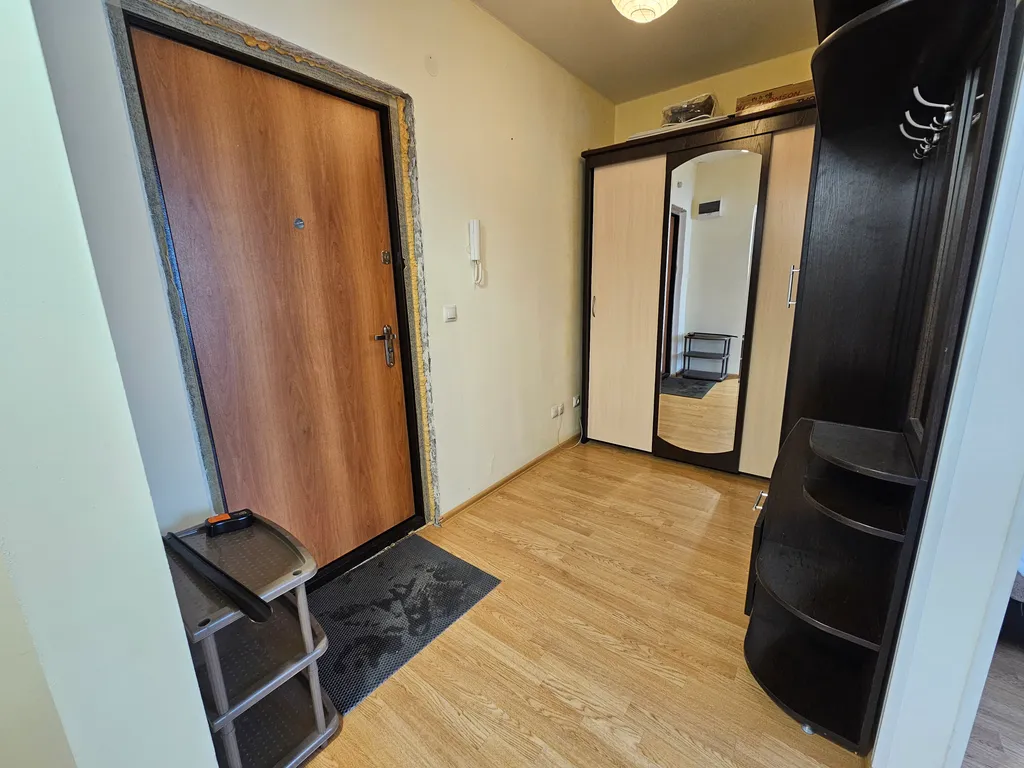 Квартира возле ТЦ Кристалл