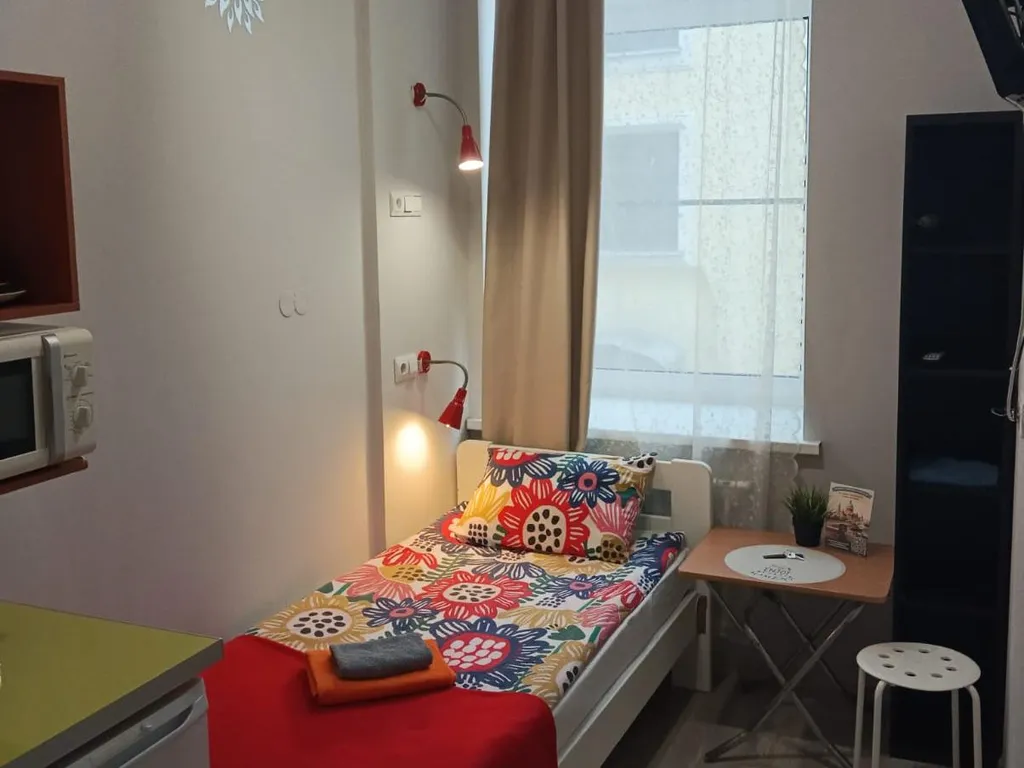 Квартира Квартира Уютный номер в миниотеле рядом с Аничковым мостом, окно во двор — Санкт-Петербург