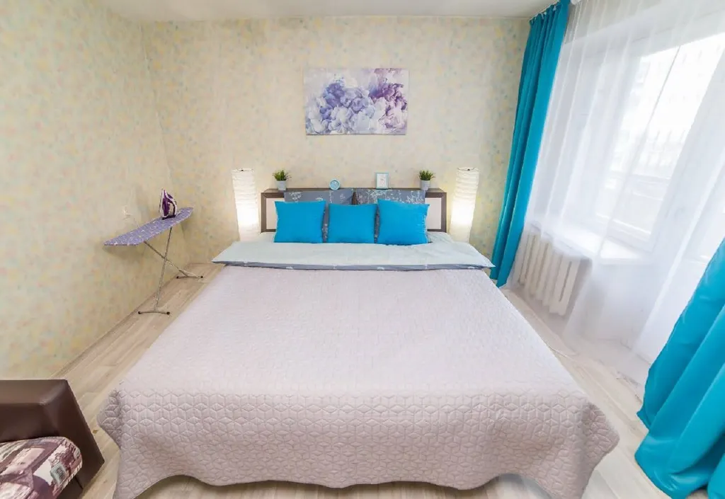 Квартира Морской бриз на Уралмаше — аренда посуточно в Екатеринбург