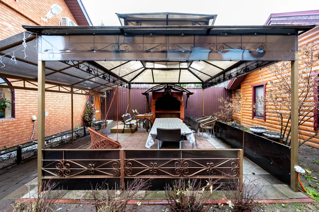 Уютный гостевой домик с жаркой баней и большой беседкой с мангалом