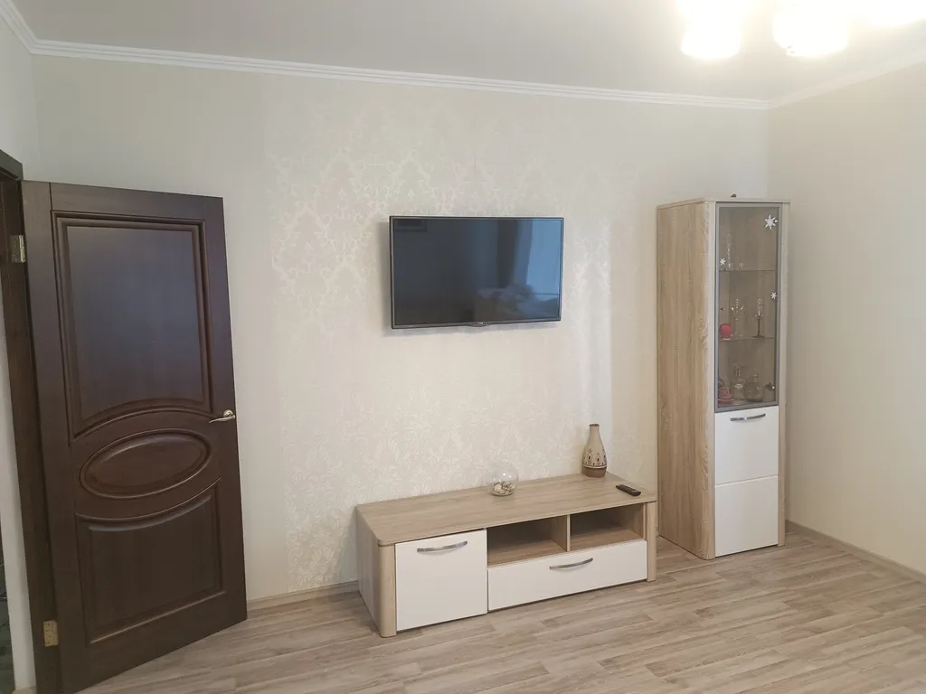 Двухкомнатная квартира на берегу моря