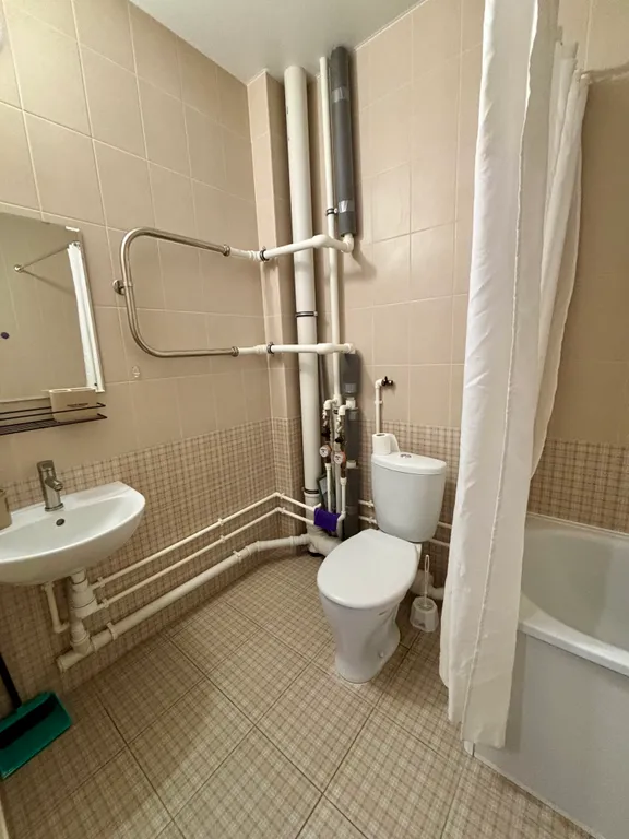 Уютная квартира в новом доме жк Лнгенда