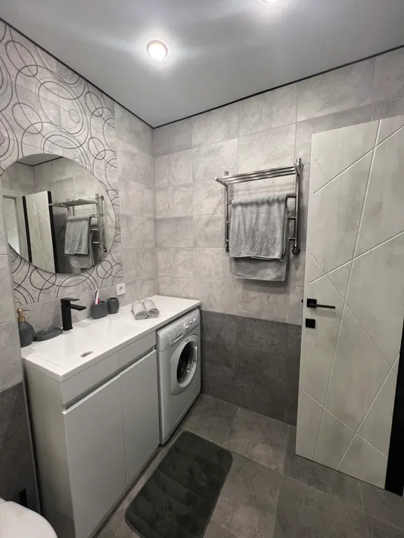 Уютная квартира напротив ГЛЦ Банное