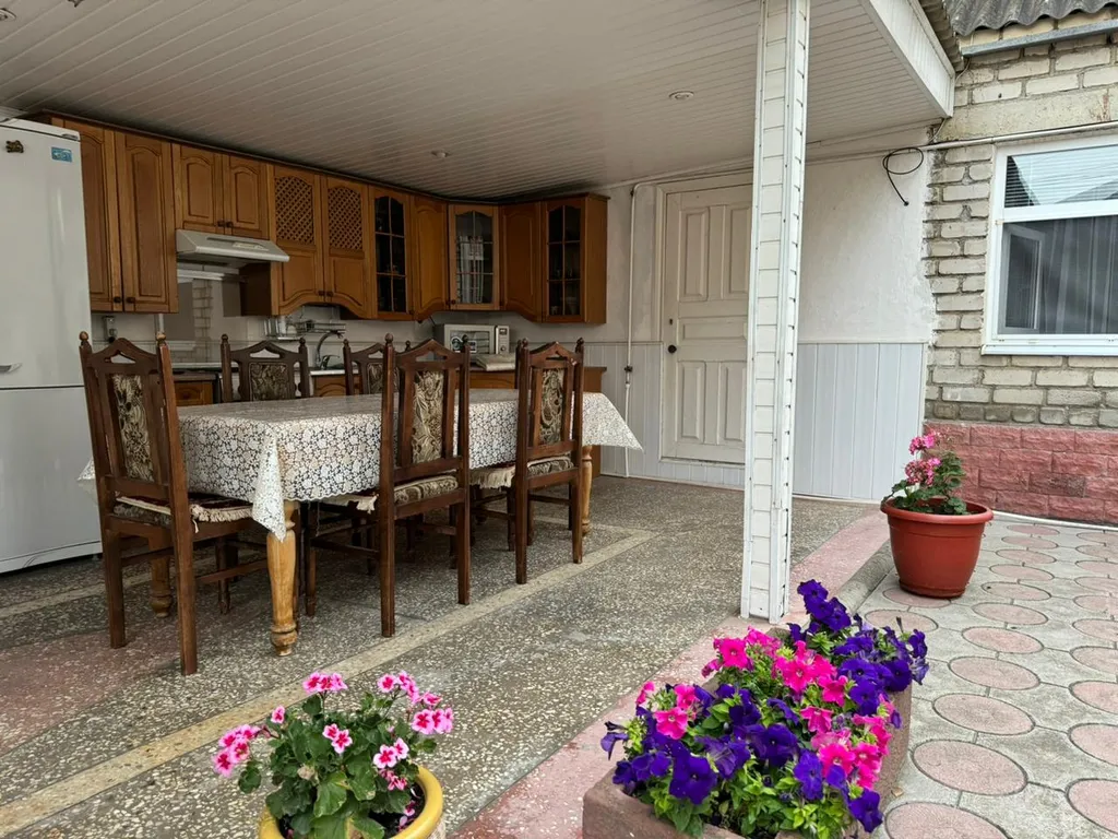 Уютная комната со всеми условиями для комфортного проживания