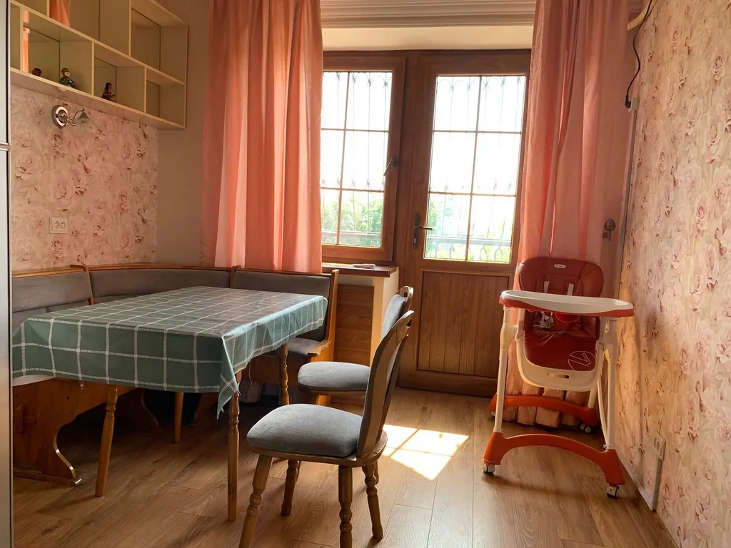 Большая и новая квартира в центре города