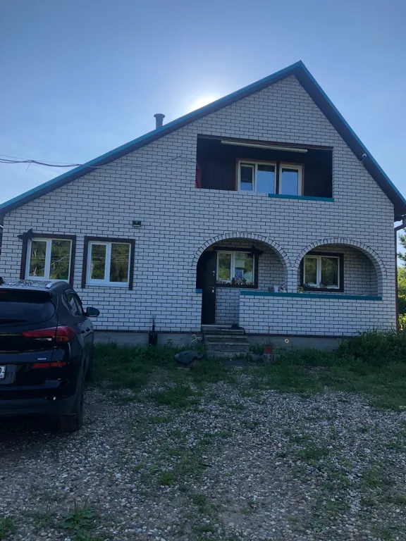 Уютный дом с камином в тихом живописном месте