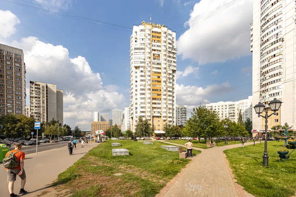 Квартира Квартира Просторная студия рядом с метро — Москва