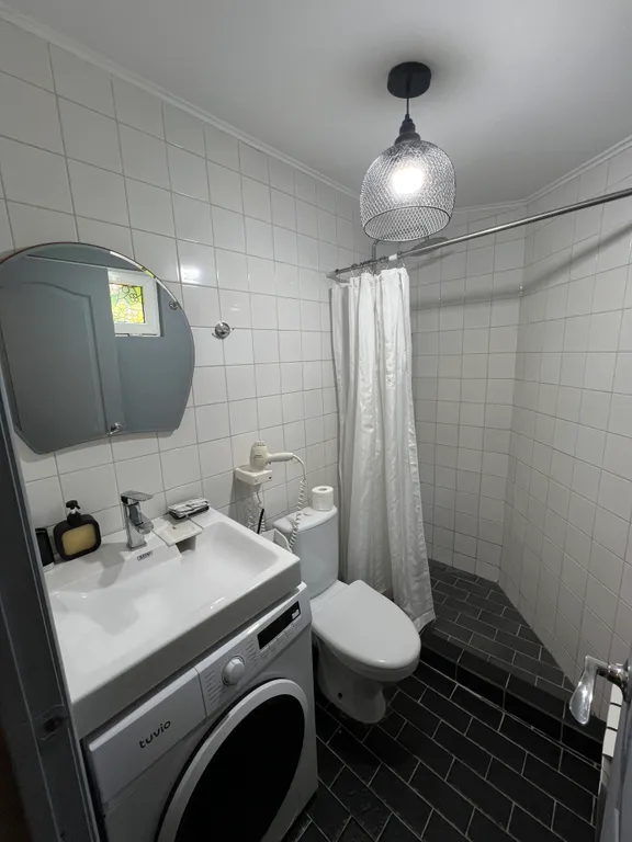 Эстетичный домик с садом и видом в центре