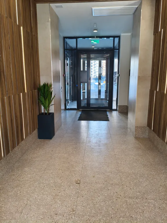 Студия в свежем ремонте недалеко от набережной, центра