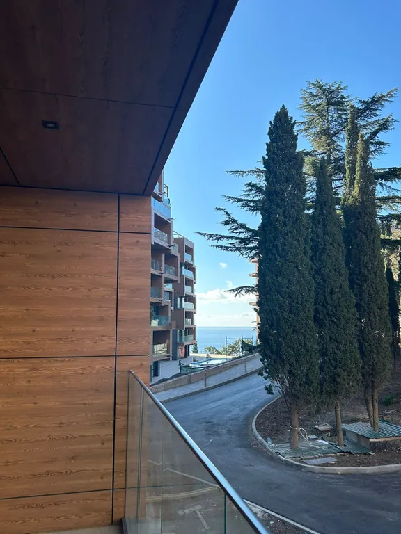 Уютная квартира, ЖК Ялта Море