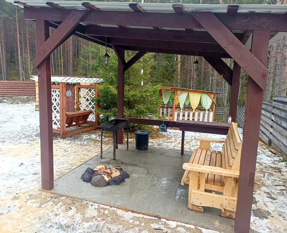 Уютный гостевой дом в лесном просторе