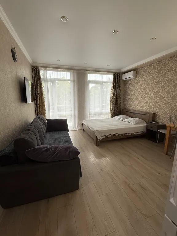 Квартира Квартира Уютная студия с видом и ароматами Южного дендрологического парка — Сириус