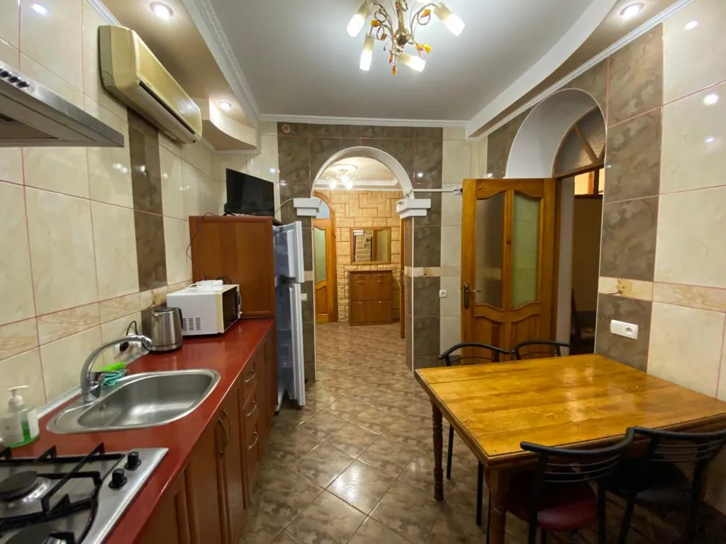 Квартира Квартира в центре, недалеко от моря — Ялта