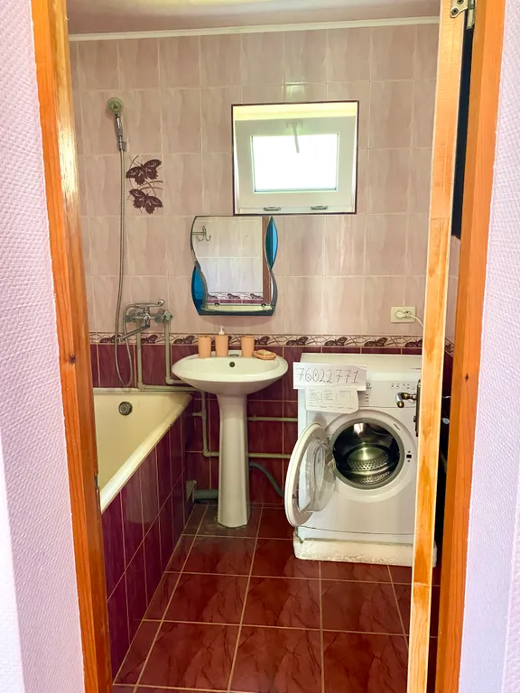 Коттедж Первый этаж дома с отдельным входом 70м2,до моря 4 минуты. — Севастополь