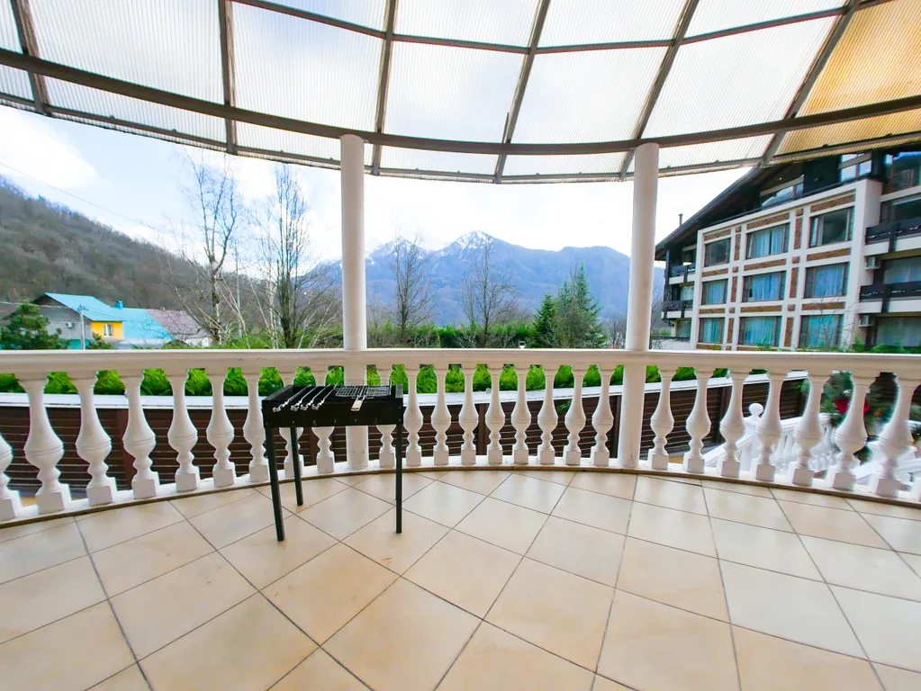 Коттедж на Красной Поляне