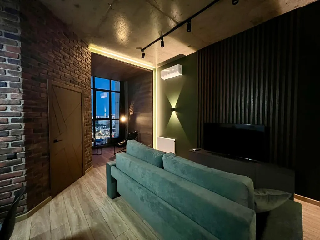 Дизайнерская квартира в центре города