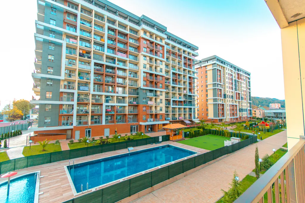 Студия Дом вдали от дома