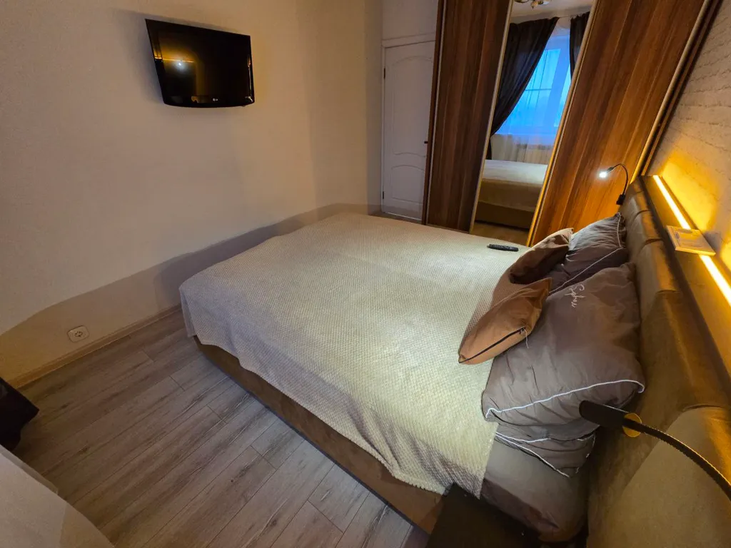 Fenix apart Тёплый свет уютная двушка