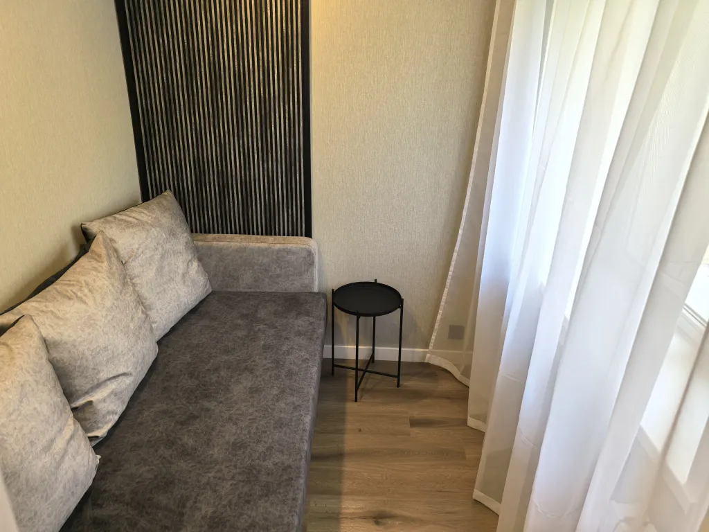 3-комн на Тушканова- 4 кровати