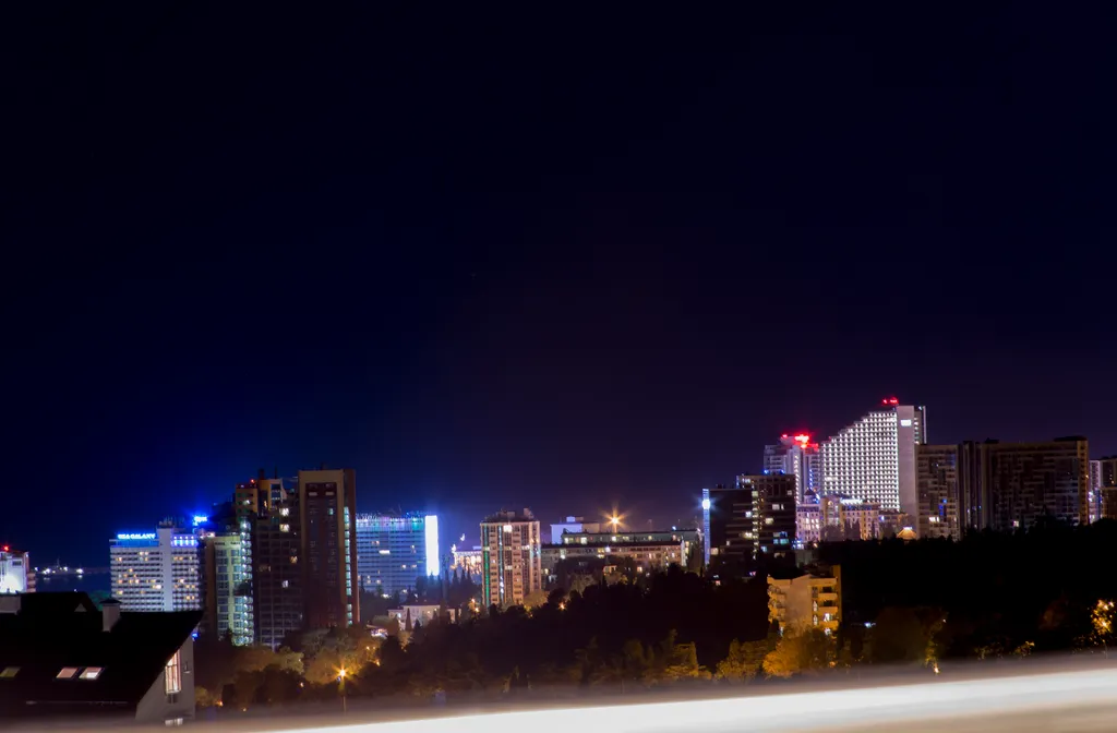 3-комнатная квартира с бассейном у моря