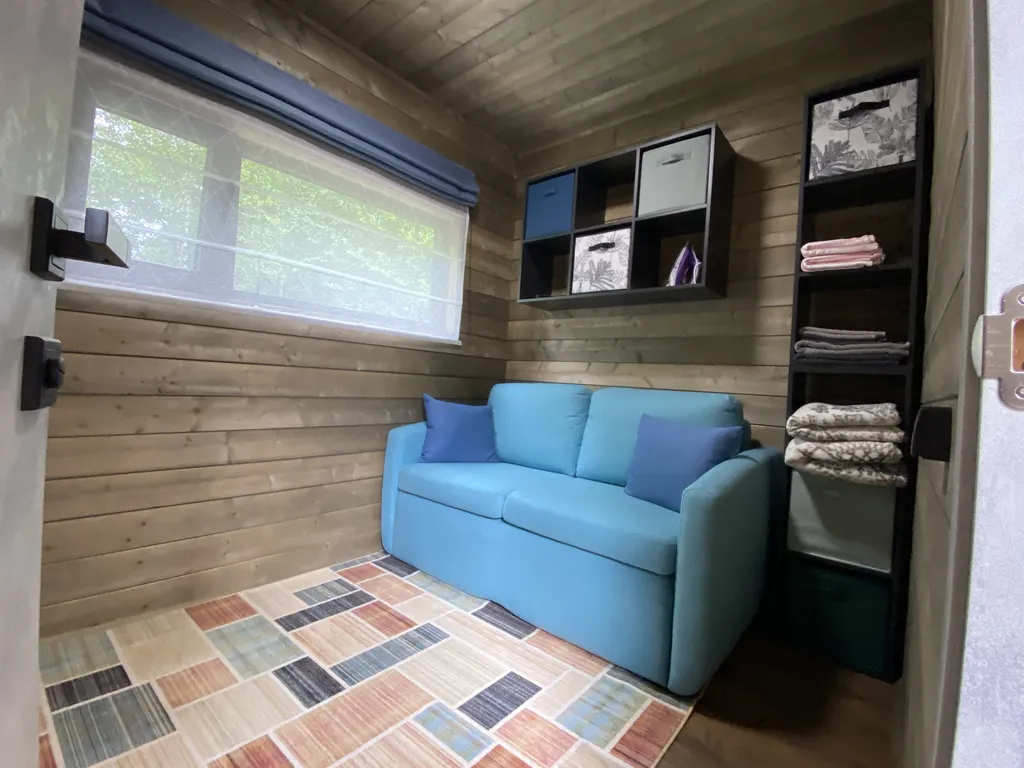 Коттедж Уютный домик в лесу, собственный шикарный пруд с пляжем — Озёры