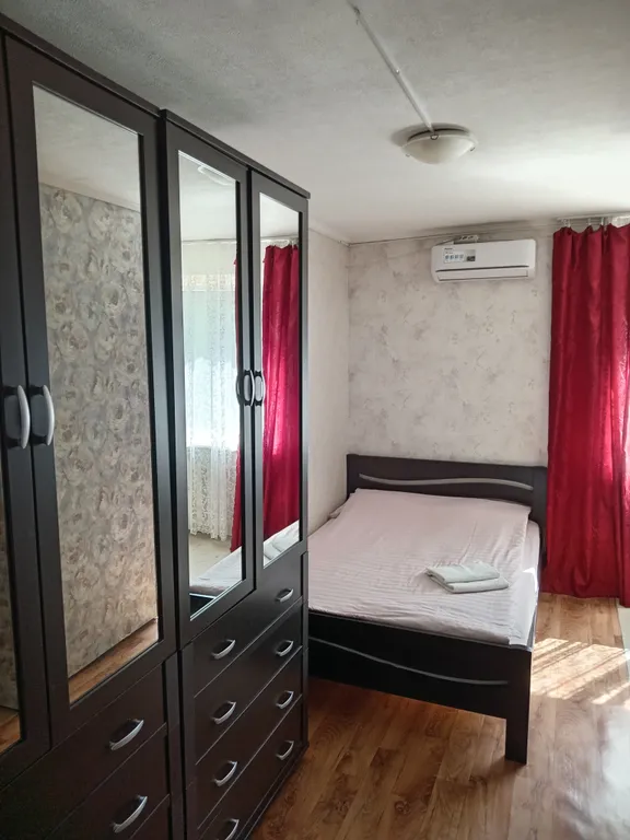 Квартира Уютная комната в золотом квадрате Западного — аренда посуточно в Ростов-на-Дону