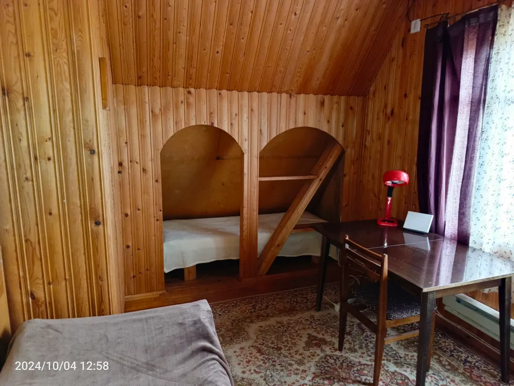 Просторный дом с баней в тихой деревушке у реки