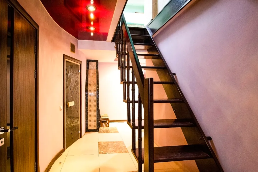 Коттедж Дом на пруду с дровяной сауной и караоке в китайском стиле — Высоково