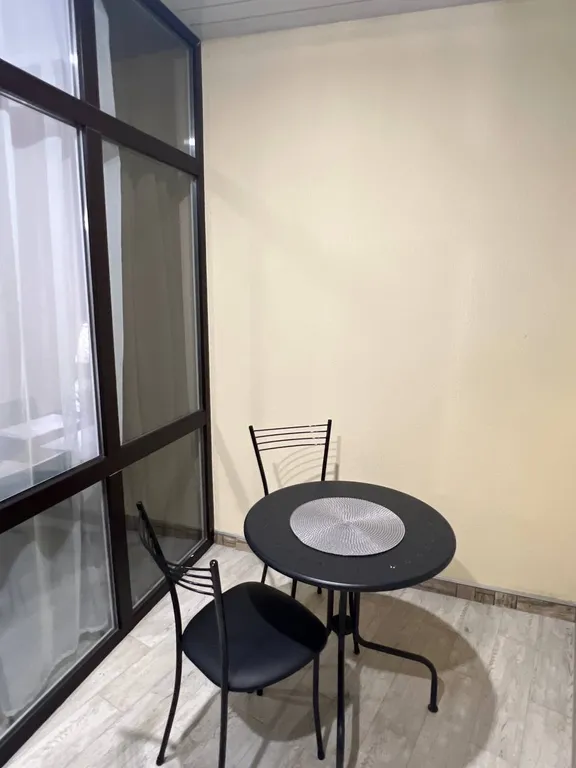 Уютный апартамент с балконом и видом на горы в Лоо Боярд