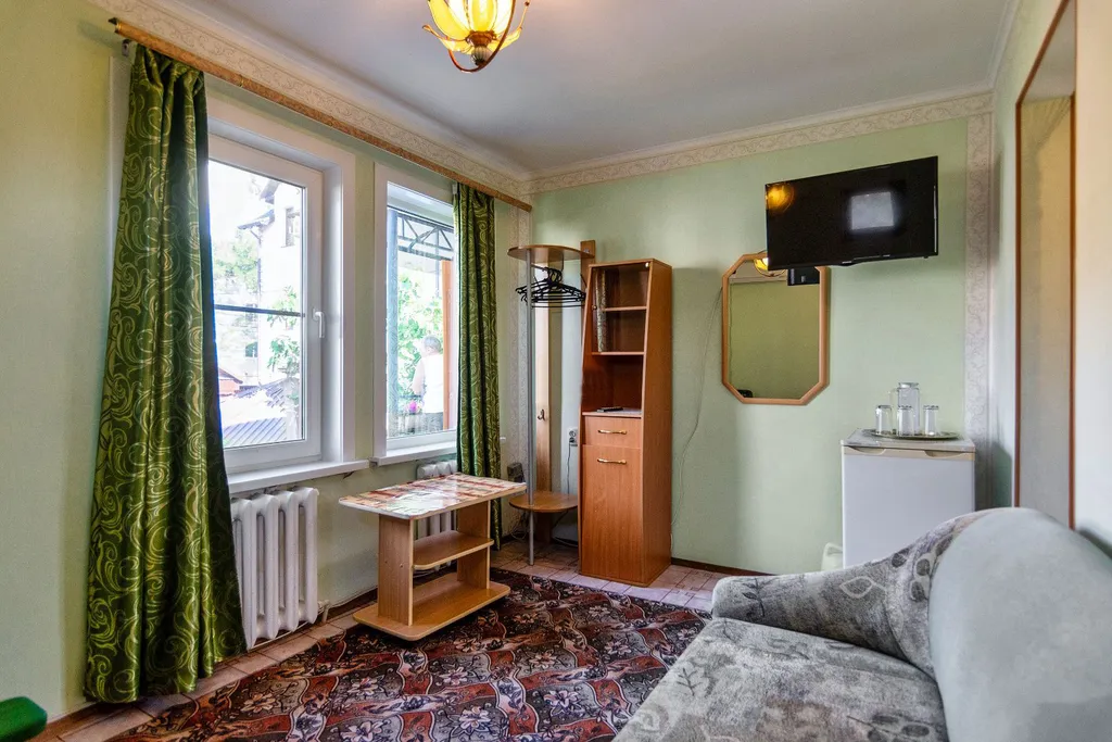 Квартира Квартира Улучшенный двухместный номер с дополнительным местом — Геленджик