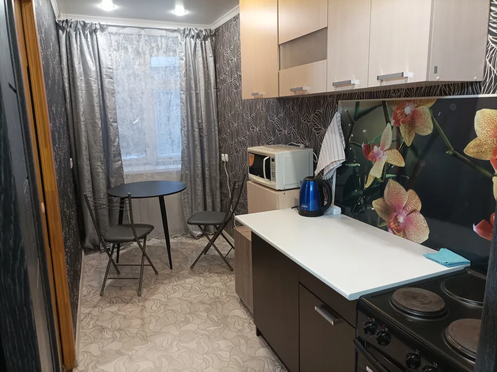 1-я квартира в центральном районе — аренда посуточно в Тольятти