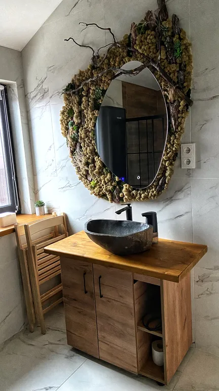 Gray дом в стиле барнхаус с видом на лес