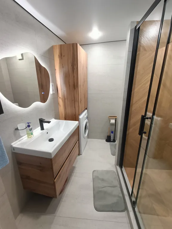 Коттедж Коттедж Этаж двухкомнатный в центре — Геленджик