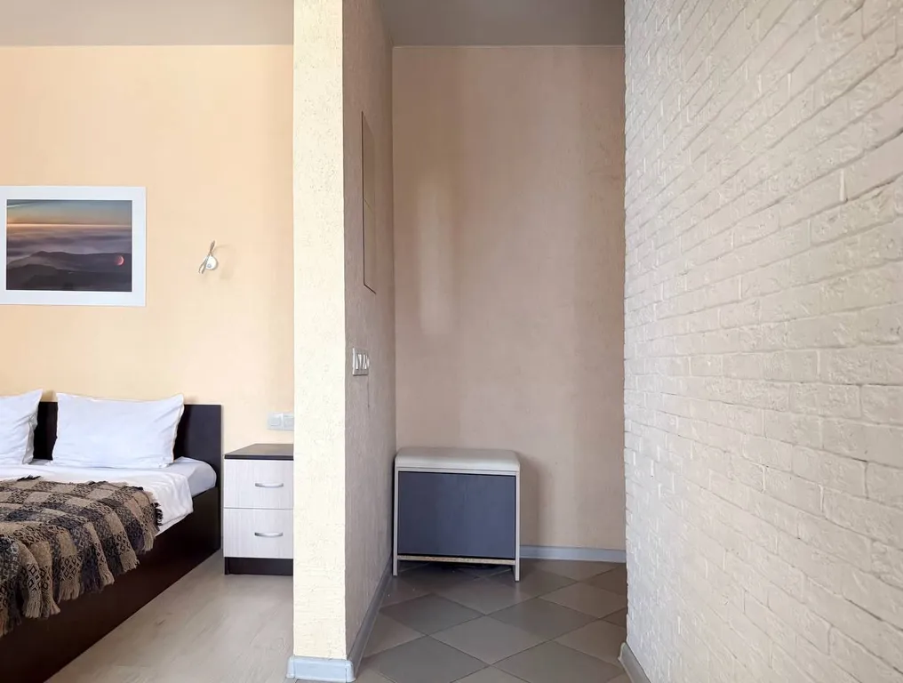 Однокомнатная квартира напротив автовокзала с современным ремонтом