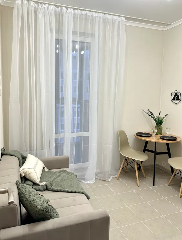 Новый дизайнерский апартамент с бесплатной парковкой для гостей