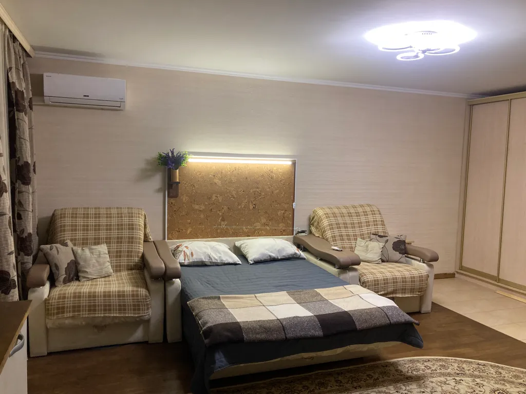 Уютная студия в лесу