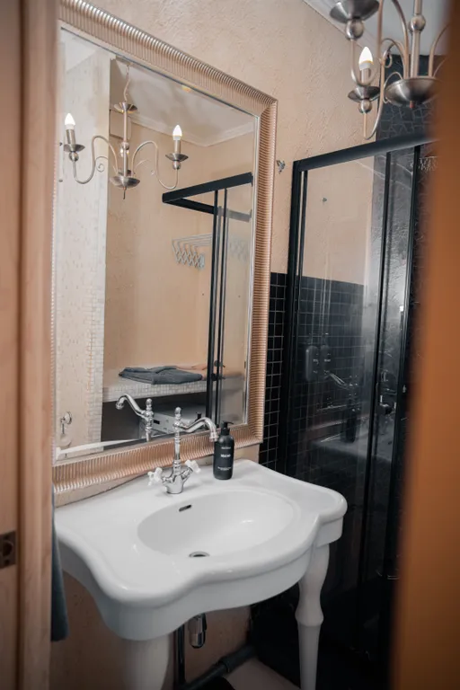 Дизайнерская квартира-студия