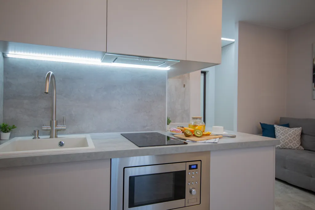 Студия в сердце города с видом на жд вокзал