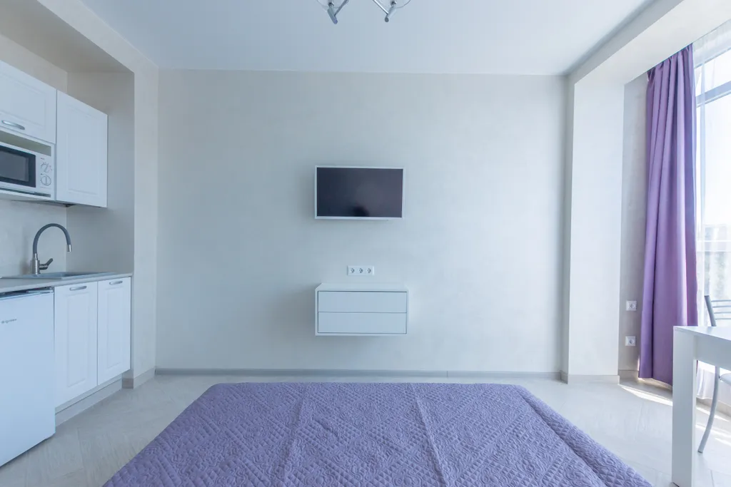 Комфортная, светлая, уютная студия. Шаговой 150-300метров к набережной